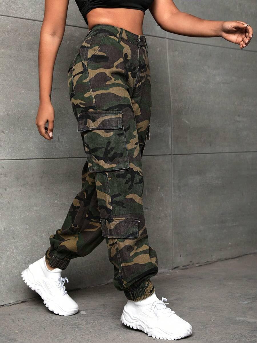 Women's Cargo Jogger Camo Pants with Pockets High Waist Slim Casual Tapered Camouflage Combat Hiking Pants
