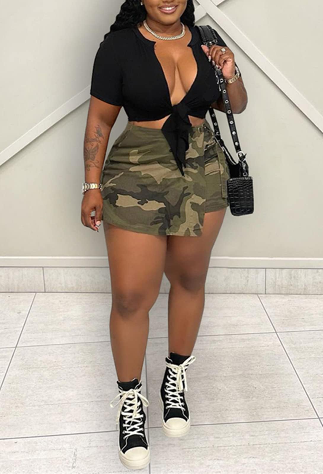 HuiSiFang Womens Camo Cargo Shorts Elastic High Waist Loose Fit Casual Shorts with Pockets