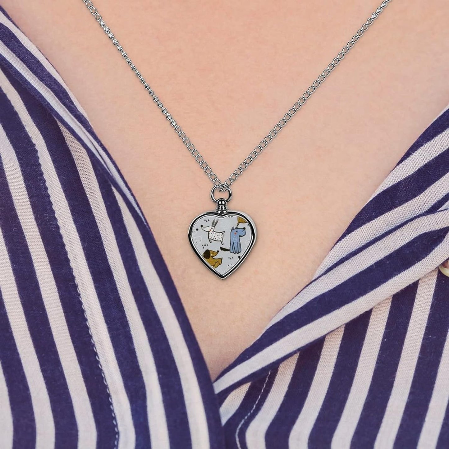 Oyihfvs Pet Urn Necklace Pendant Jewelry, Keepsake Memorial Necklace for Men Women Gift, Alloy Dog Necklace Keychain Tag