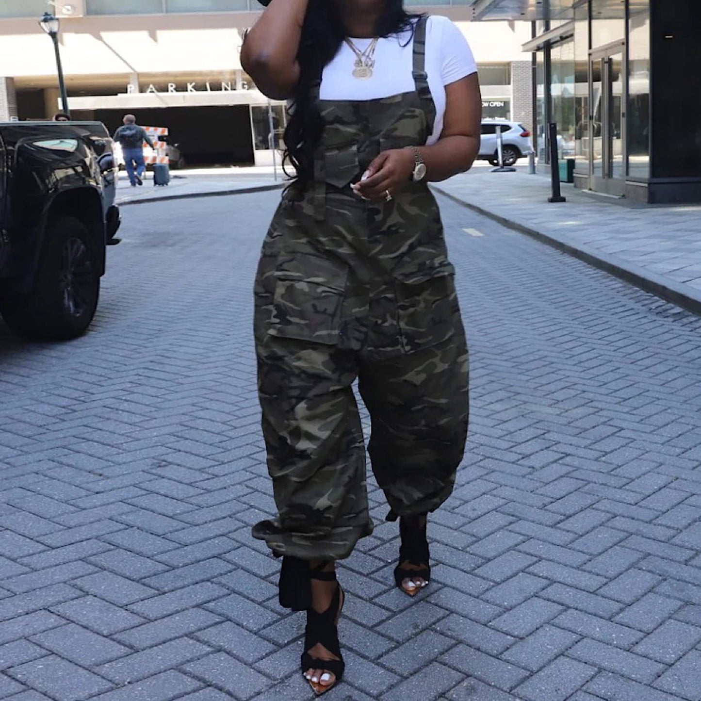 LETSVDO Women's Casual Camo Jumpsuit Cargo Demin Plus Size Camouflage Sleeveless Wide Leg Baggy Bib Jean Overalls Romper